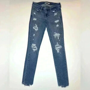 Levis Women’s 711 Skinny Jeans Size 25